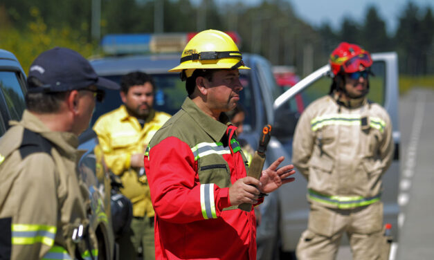 Corma inicia capacitación a 200 bomberos para combatir incendios forestales
